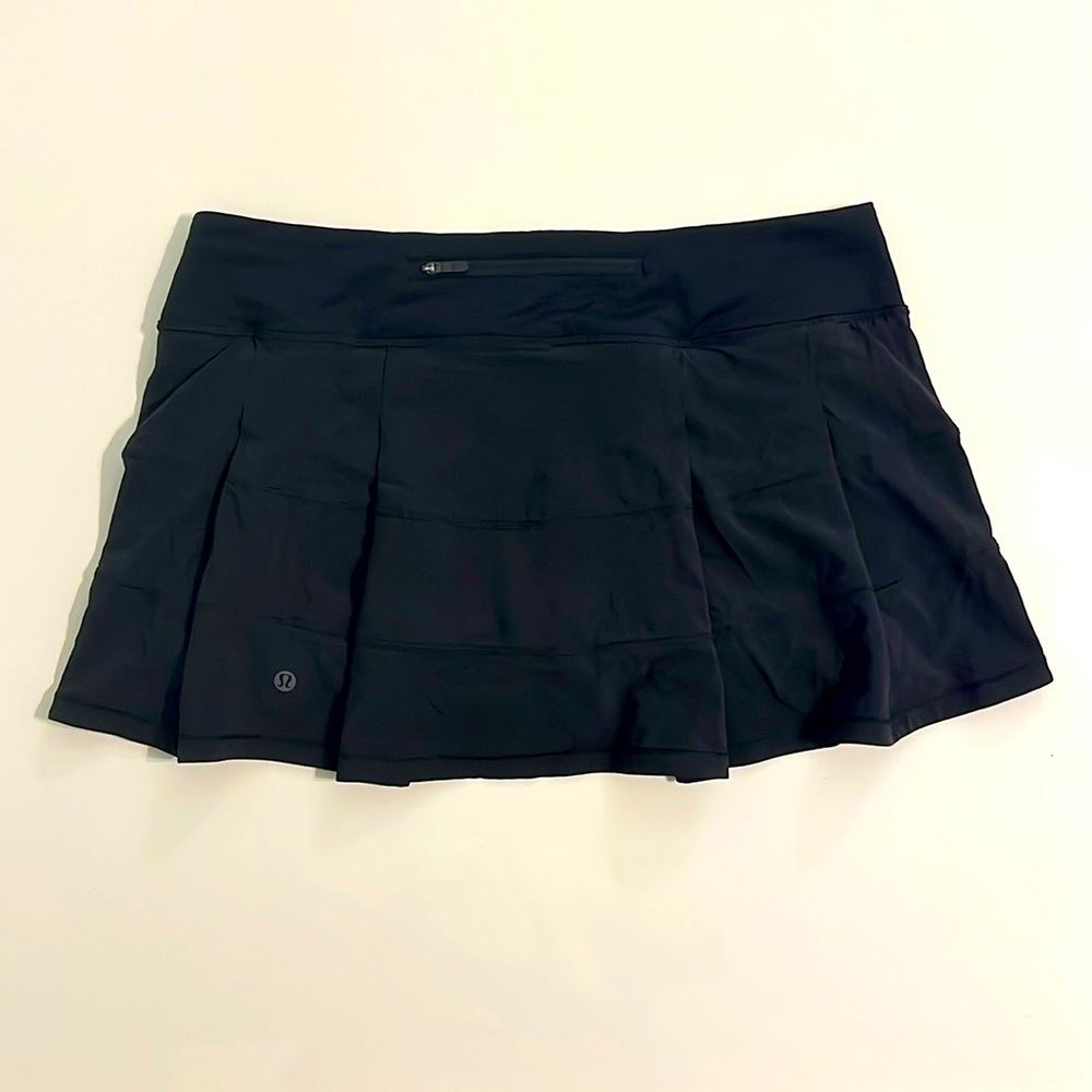 Lululemon Pace Rival Skirt, Cincinnati Bearcats, Size 12 - Picture 2 of 14